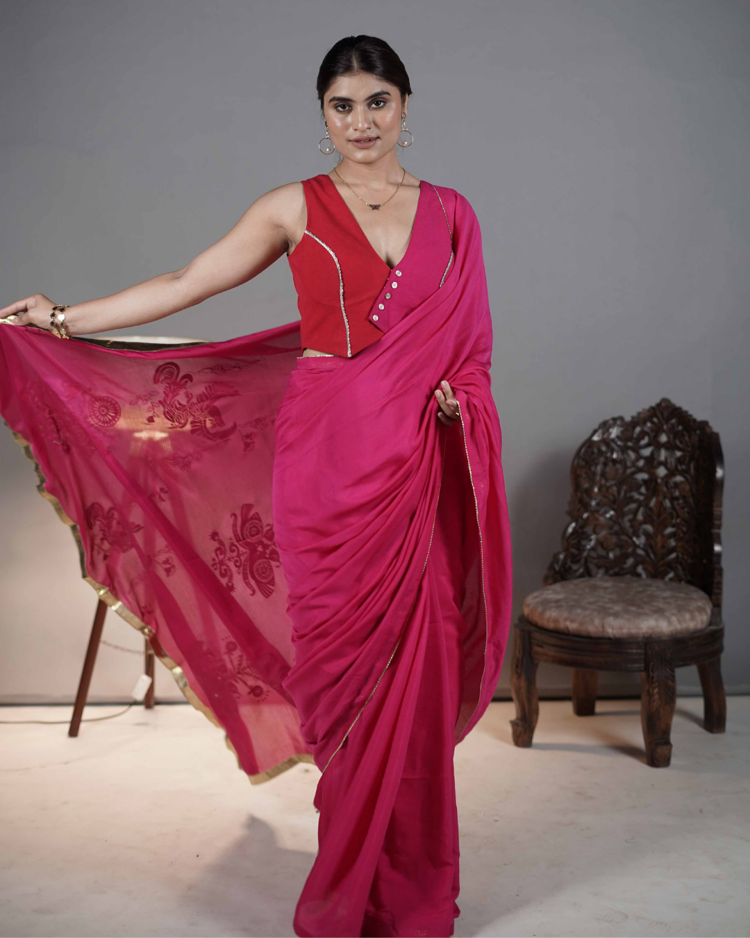 Fuchsia Modal Satin Foil Print Saree Secondary image