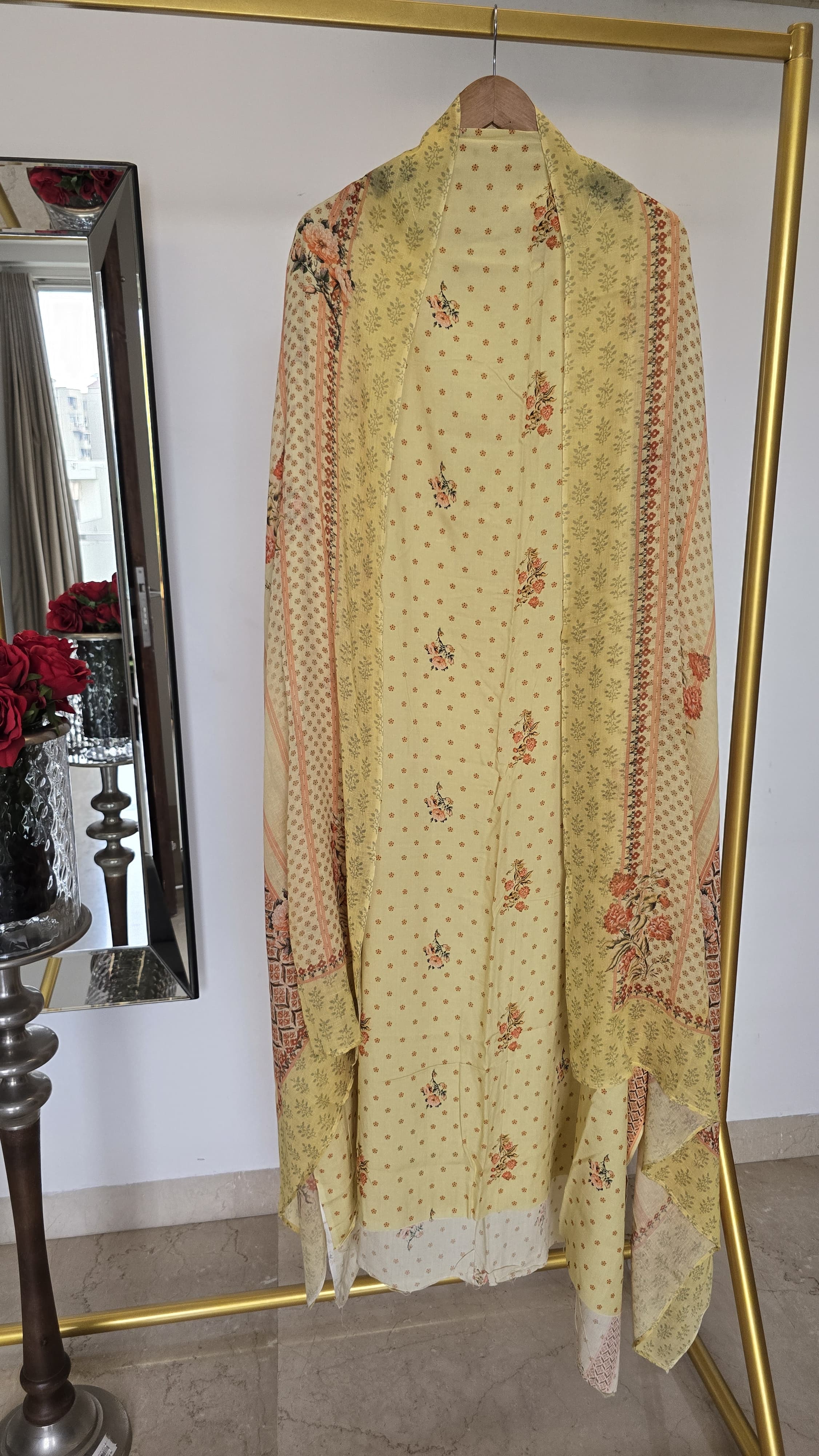 Digital Print Mul Cotton Suit Secondary image
