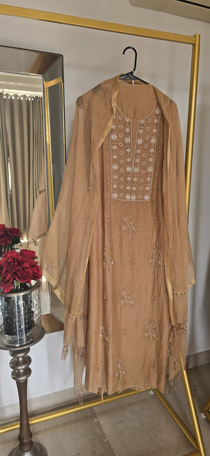 Mul Chanderi Lucknowi Suit