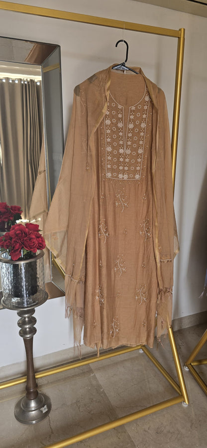 Mul Chanderi Lucknowi Suit